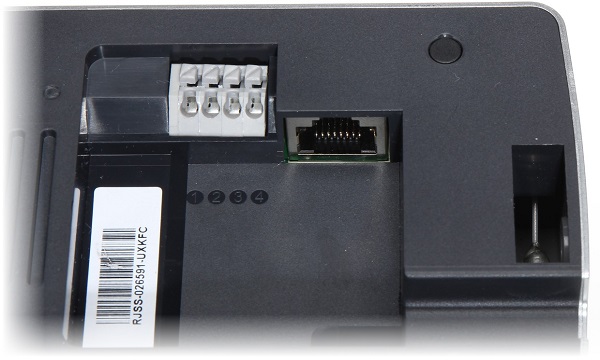 Разъем для подключения Ethernet-кабеля расположен внутри корпуса основного блока рядом с коннектором для шнура питания (нажмите на фото для увеличения)