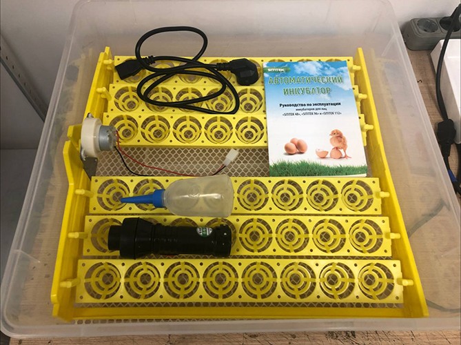 Уцененный автоматический инкубатор для яиц SITITEK 48