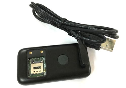 Заряжается от USB-порта