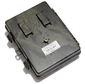 Камуфляжная расцветка незаметна на фоне деревьев и кустов 