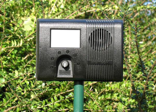 Отпугиватель животных Weitech WK0051 Garden Protector на страже
