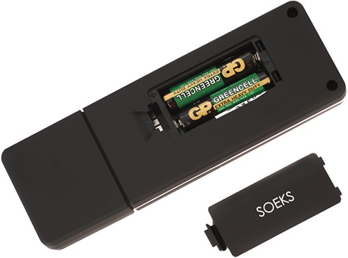 Нитратомер "СОЭКС" питается от двух батареек или АКБ типоразмера ААА