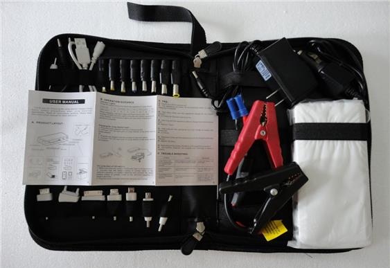 "Jump Starter 15000mAh LED" отличается богатой комплектацией
