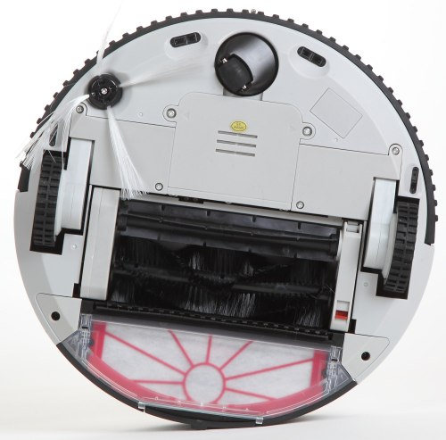 Нижняя панель робота-пылесоса "Robo-sos XR-510D" включает в себя два ведущих и одно рулевое колесо, систему щеток и датчики предотвращения падений 