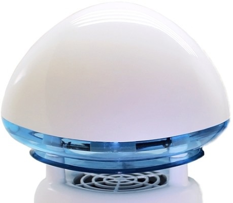 Верхняя часть корпуса, где находится ультрафиолетовая лампа, имеет оригинальный вид шляпки гриба