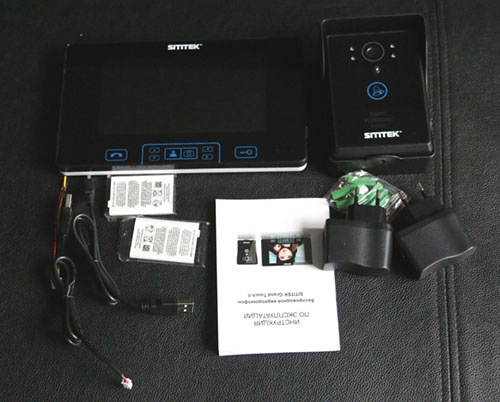 В комплекте поставки беспроводного видеодомофона SITITEK "Grand Touch II" Вы найдете все, что нужно для его установки
