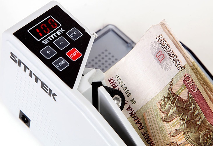 Счетчик банкнот SITITEK "V40-M" professional подсчитывает до 600 банкнот в минуту (нажмите на фото для увеличения)