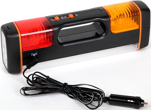 В комплекте системы "Sun Battery Case" предусмотрен мощный многорежимный светодиодный фонарь