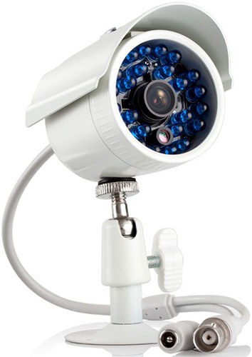 Камеры из видеокомплекта "Zmodo Профи" соединяются с регистратором посредством видеокабеля, что обеспечивает высокую надежность связи