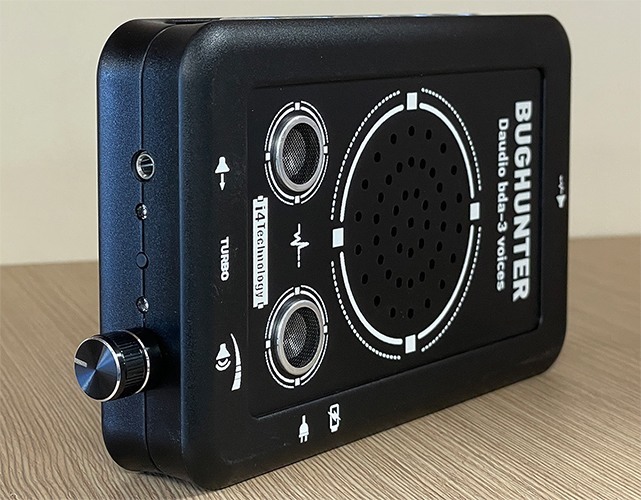 Подавитель микрофонов, подслушивающих устройств и диктофонов BugHunter DAudio bda-3 Voices